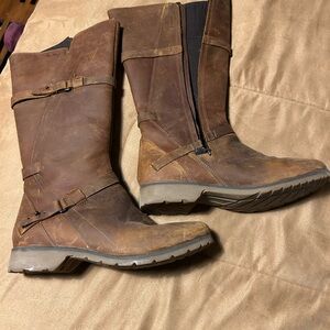 Teva women’s  Rustic Brown Leather Boots